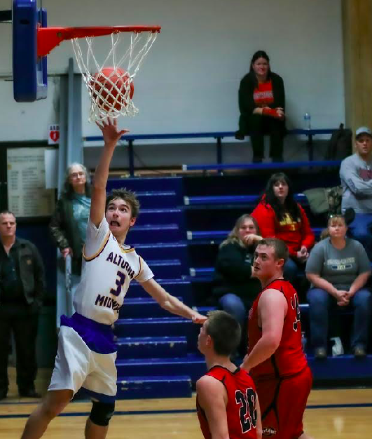 Ashmore drops 31 on Indians