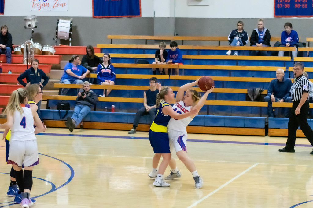 AMHS girls basketball defense