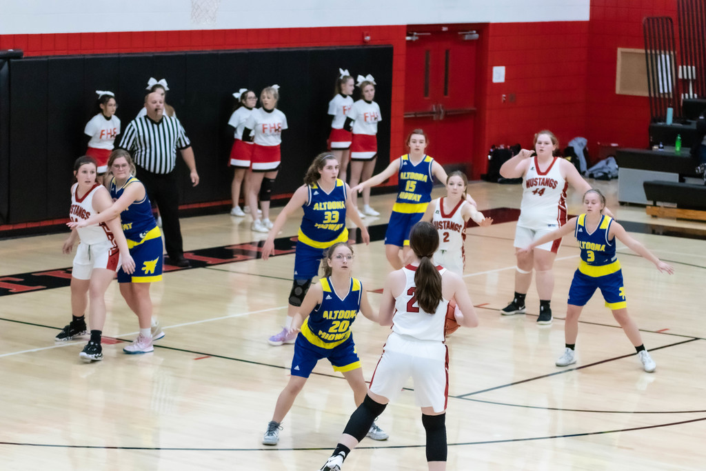 AMHS girls basketball-group defense